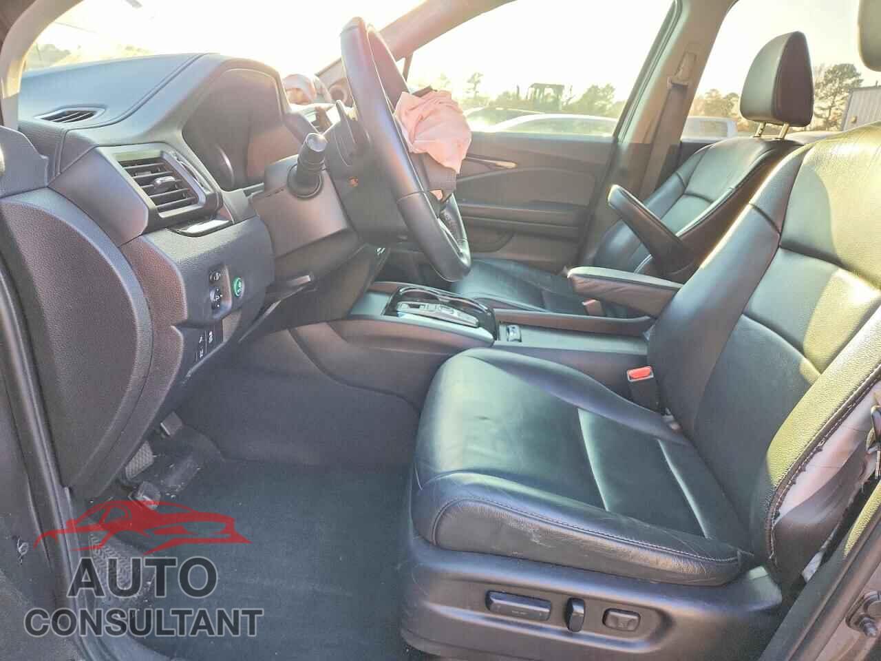 HONDA PILOT 2020 - 5FNYF5H96LB024455