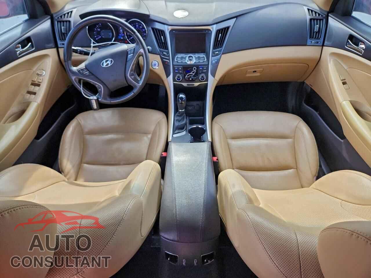 HYUNDAI SONATA 2012 - KMHEC4A41CA059770