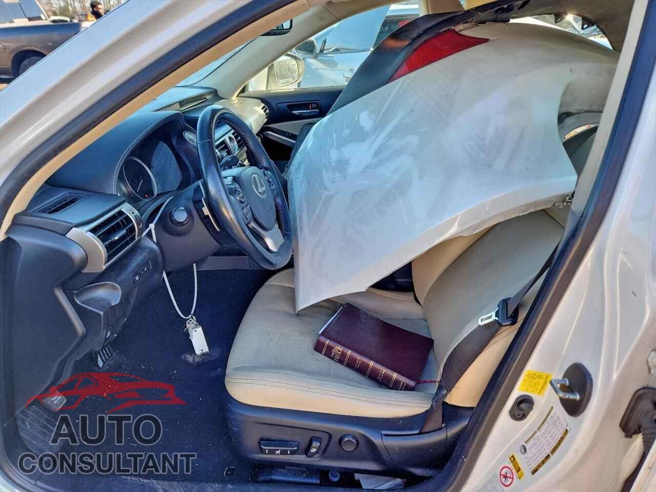LEXUS IS 2015 - JTHCF1D27F5020334