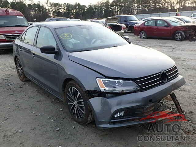 VOLKSWAGEN JETTA 2015 - 3VWD17AJXFM212387