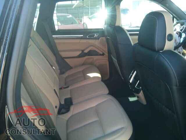 PORSCHE CAYENNE 2015 - WP1AE2A25FLA52912