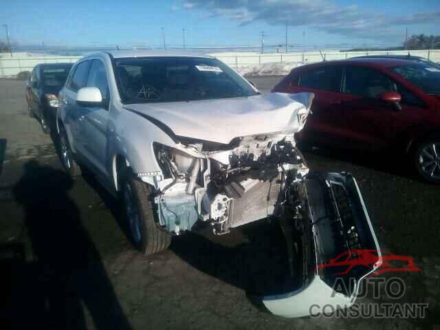 MITSUBISHI OUTLANDER 2015 - 4A4AR3AU8FE041560