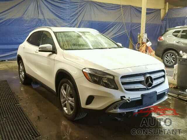 MERCEDES-BENZ GLK250 2015 - WDCTG4GB2FJ093690