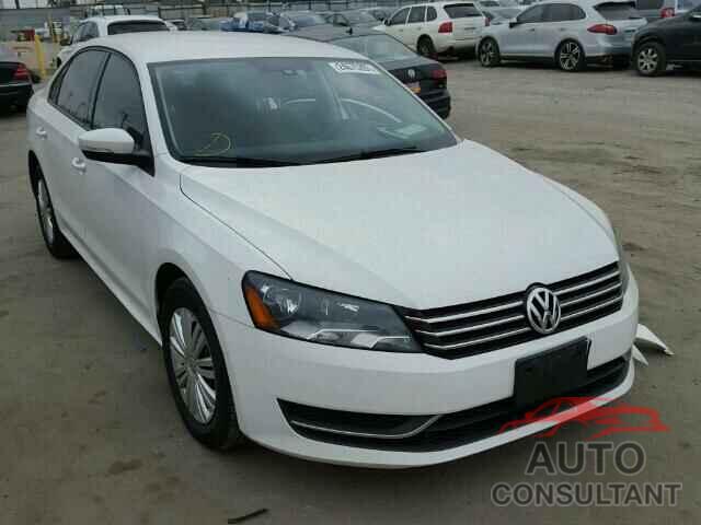 VOLKSWAGEN PASSAT 2015 - 1VWAT7A30FC027989