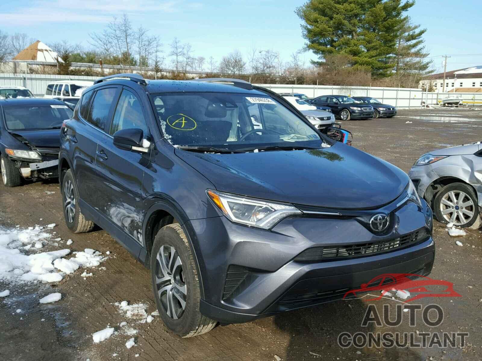 TOYOTA RAV4 2017 - JTMZFREV9HJ107634