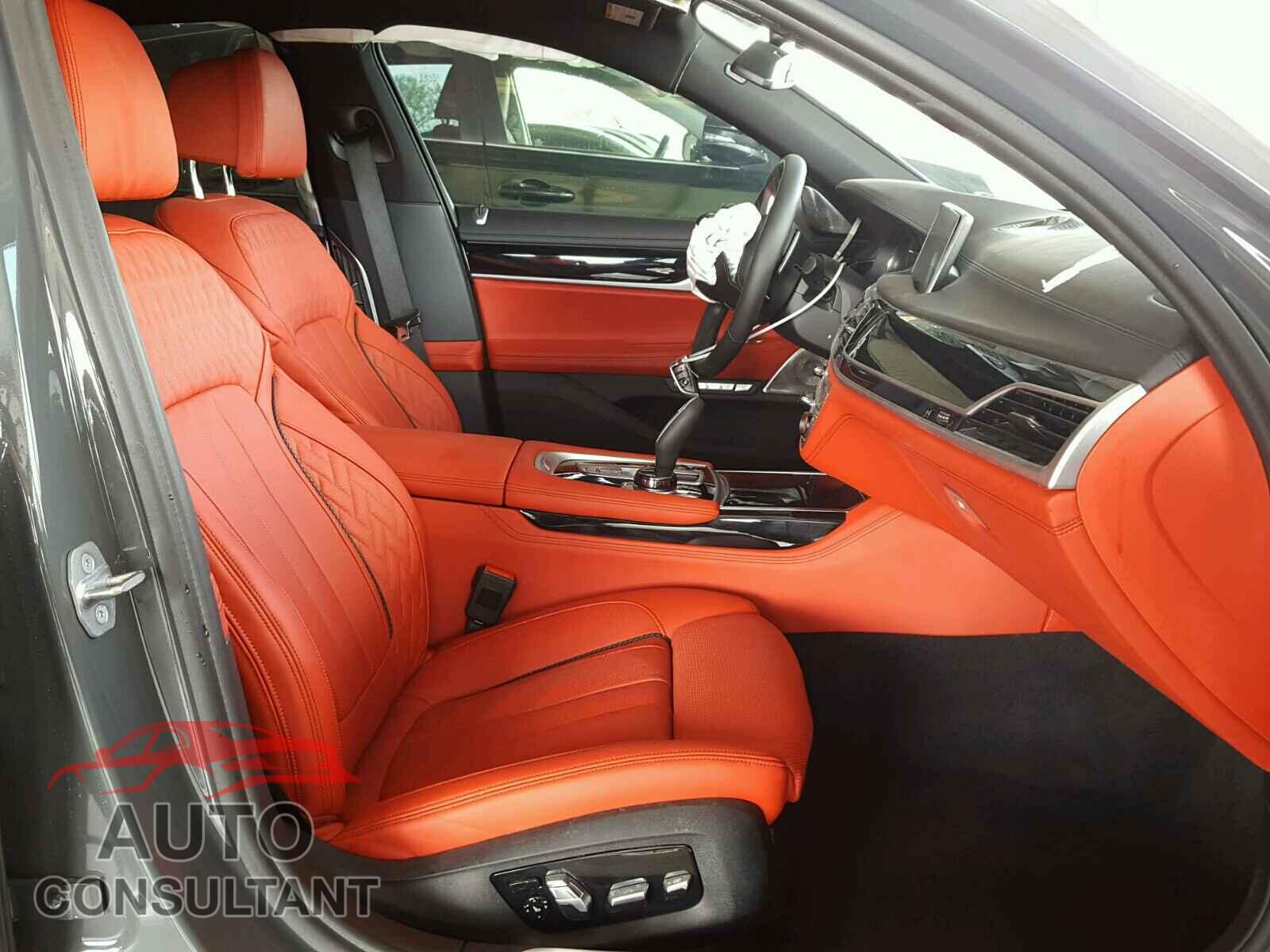 BMW 7 SERIES 2018 - WBA7F0C58JGM22432