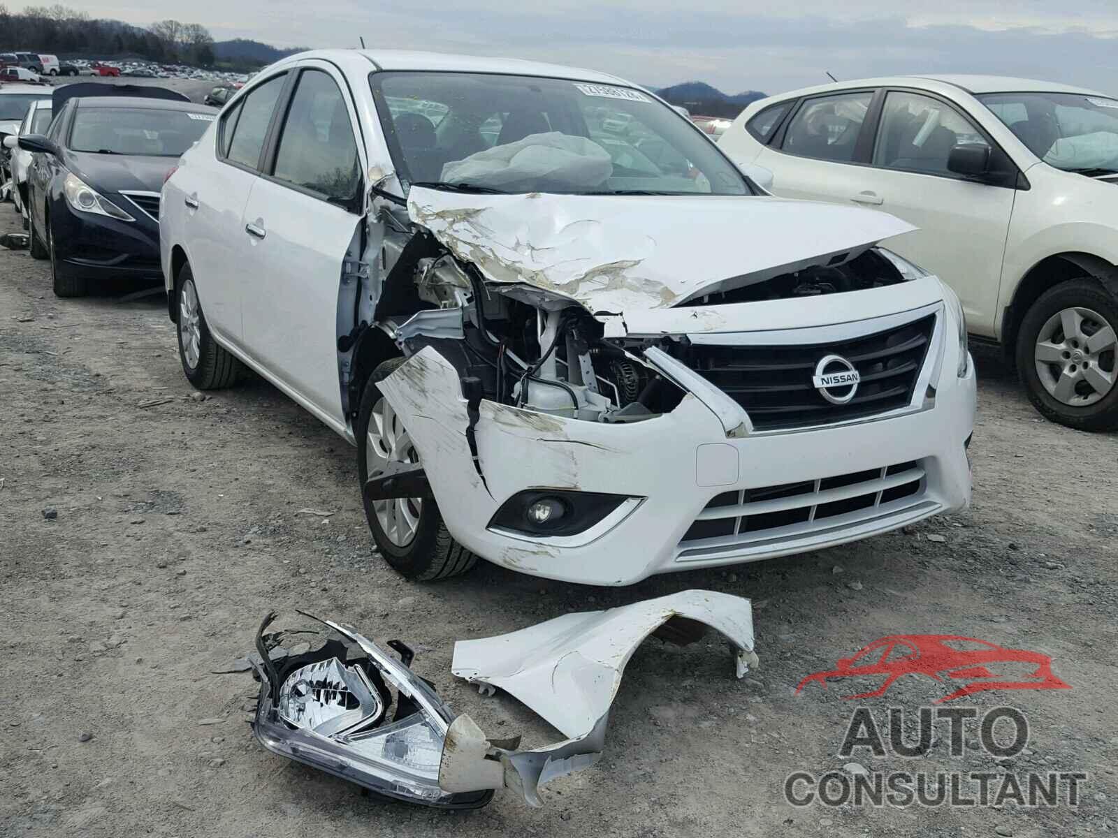 NISSAN VERSA 2017 - 3N1CN7AP0HL834967