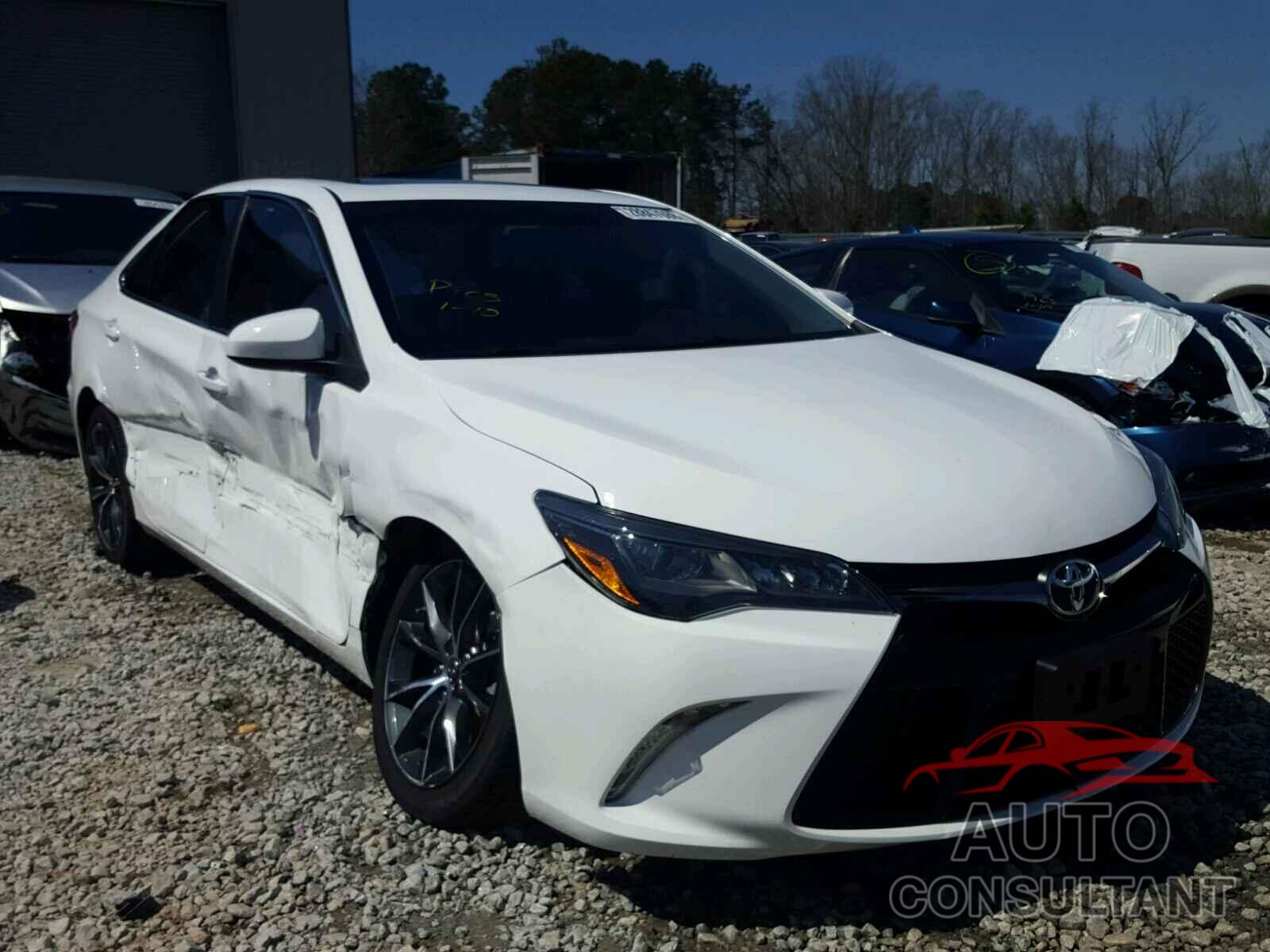 TOYOTA CAMRY 2015 - 4T1BK1FK4FU557136