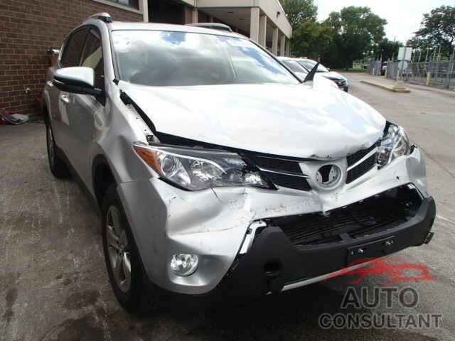 TOYOTA RAV4 2015 - JTMRFREVXFD117374