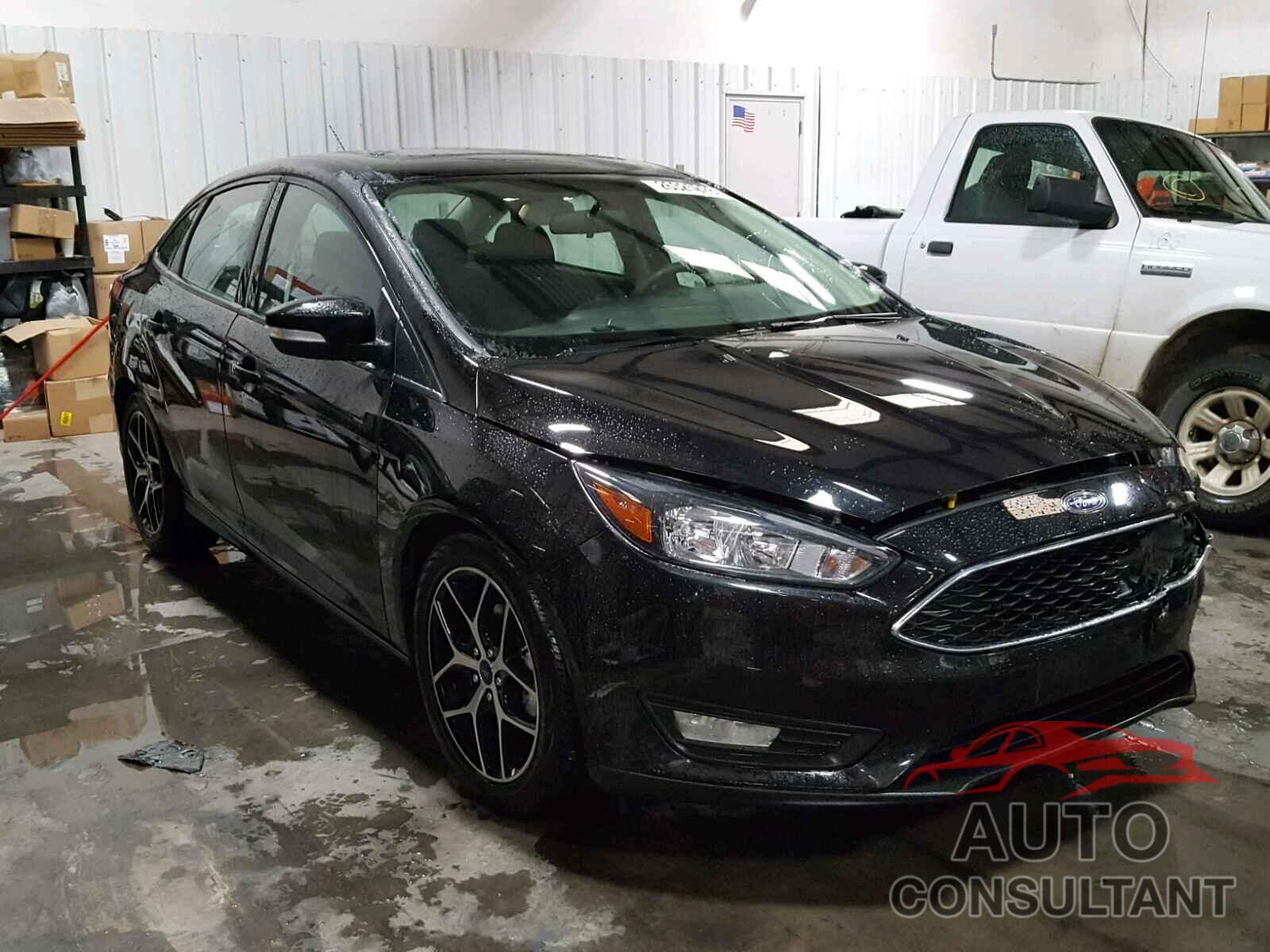 FORD FOCUS 2017 - 1FADP3H28HL237145