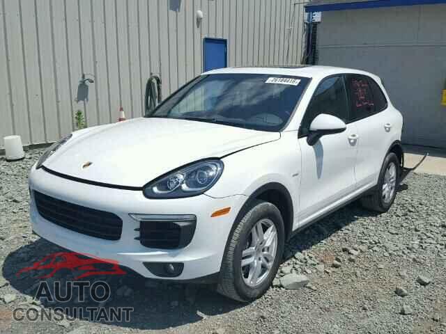 PORSCHE CAYENNE 2015 - WP1AF2A25FLA42734