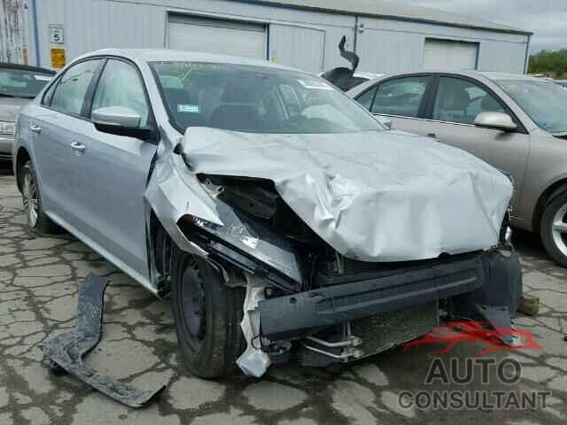 VOLKSWAGEN PASSAT 2015 - 1VWAS7A32FC014440