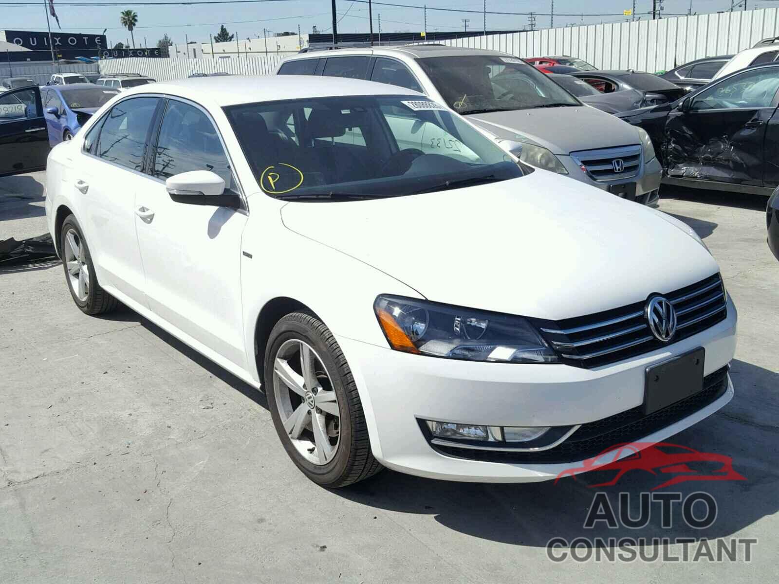 VOLKSWAGEN PASSAT 2015 - 1VWAT7A33FC102877