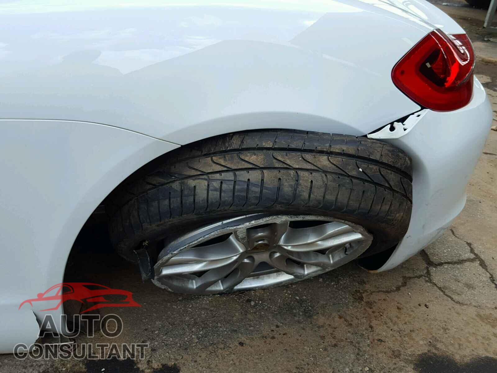 PORSCHE BOXSTER 2015 - WP0CA2A87FS120532