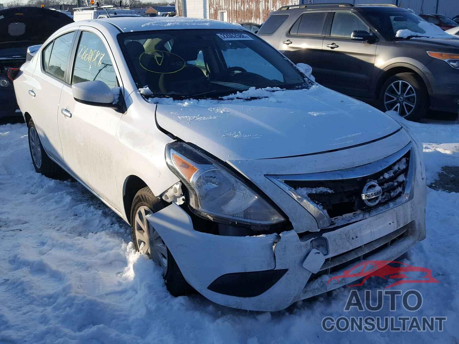 NISSAN VERSA 2017 - 3N1CN7APXHK468764