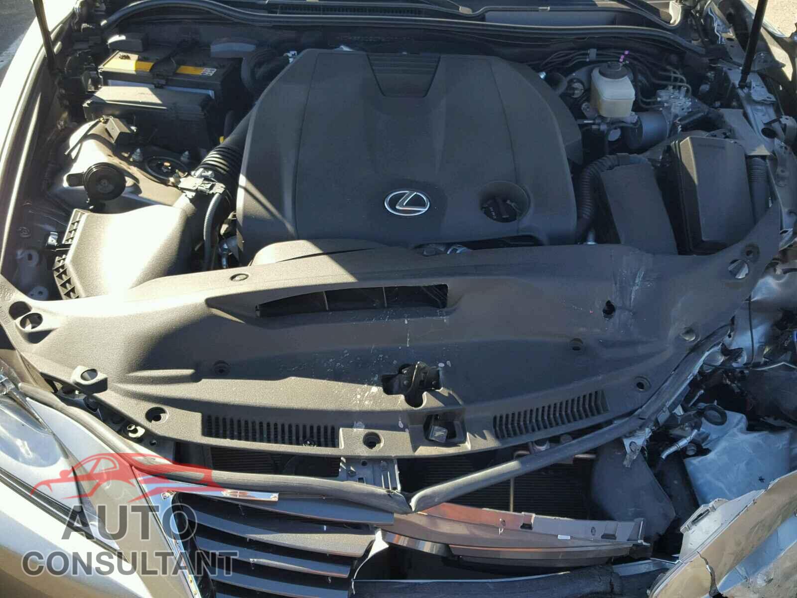 LEXUS IS250 2015 - JTHBF1D20F5070150