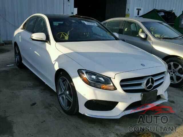 MERCEDES-BENZ C300 2015 - 55SWF4KB1FU090721