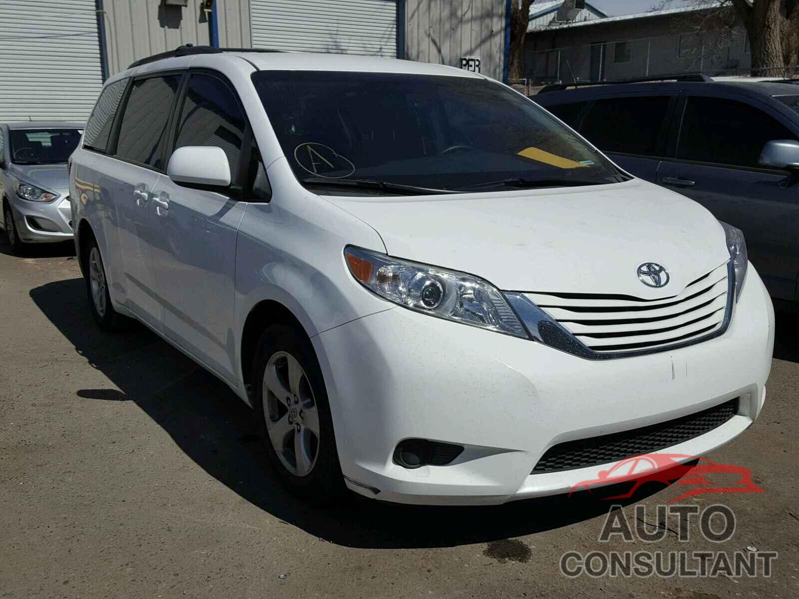 TOYOTA SIENNA 2015 - 5TDKK3DC8FS608055