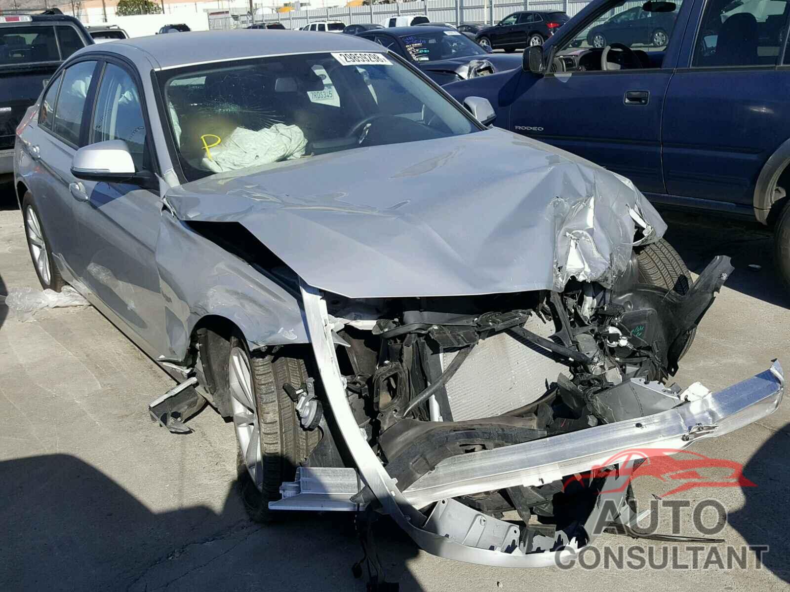 BMW 3 SERIES 2016 - WBA8E1G56GNU10968