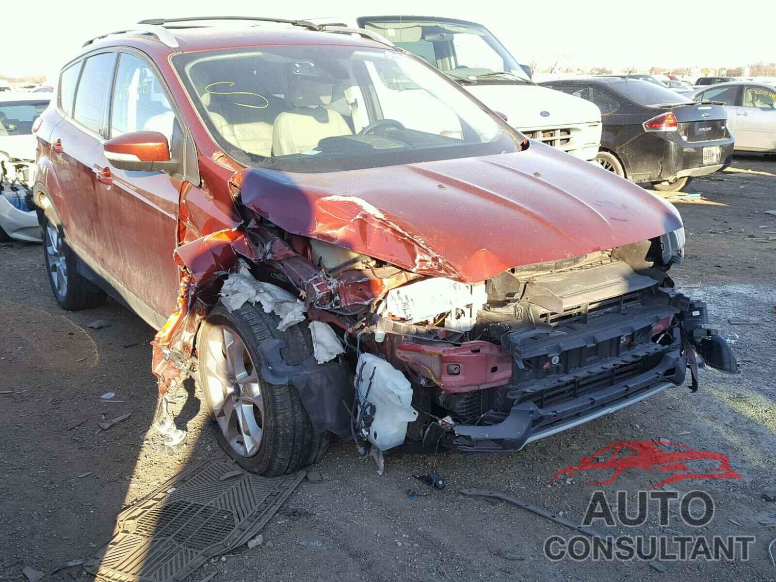FORD ESCAPE 2015 - 1FMCU0JX3FUA30572