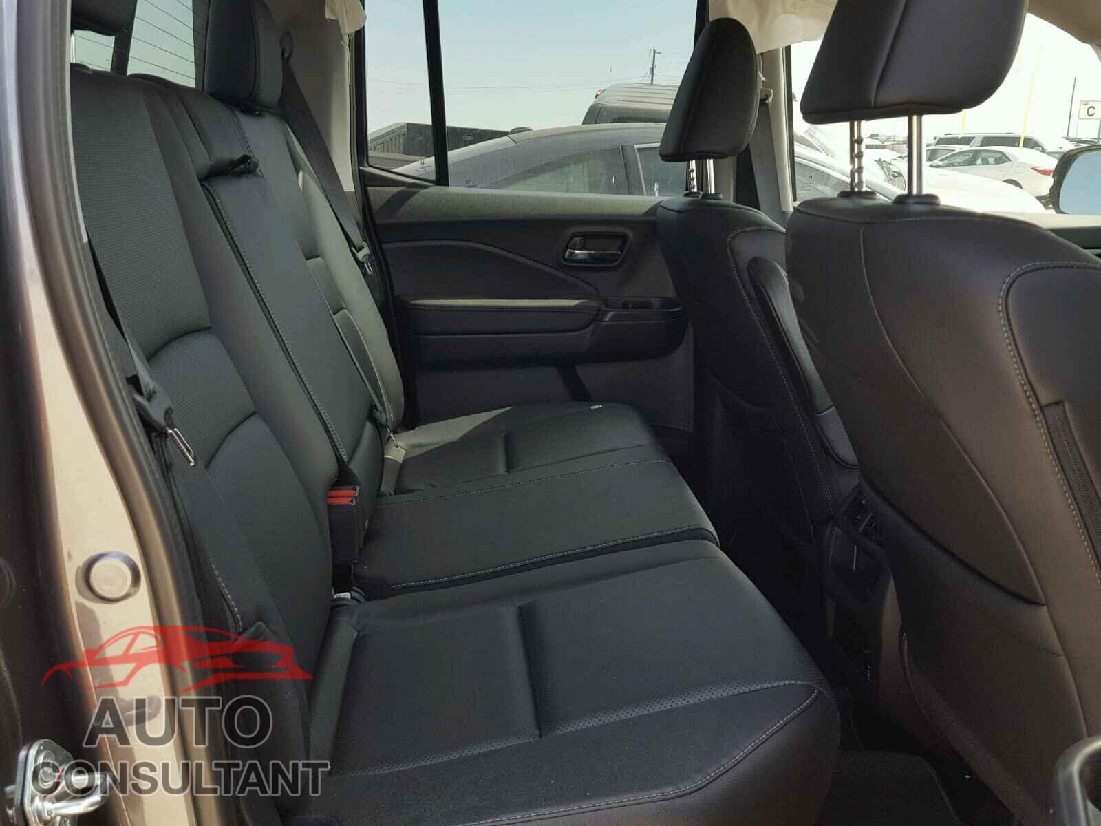 HONDA RIDGELINE 2018 - 5FPYK3F74JB002587