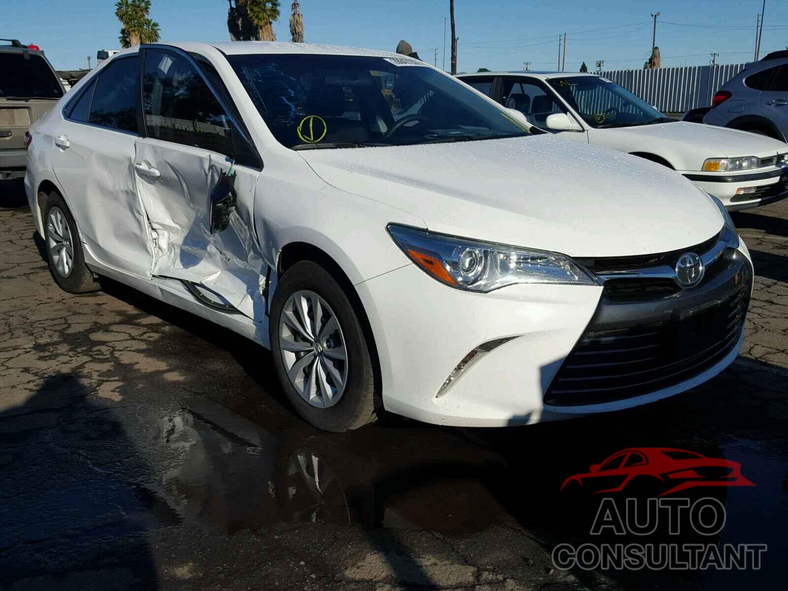 TOYOTA CAMRY 2016 - 4T4BF1FK9GR548007