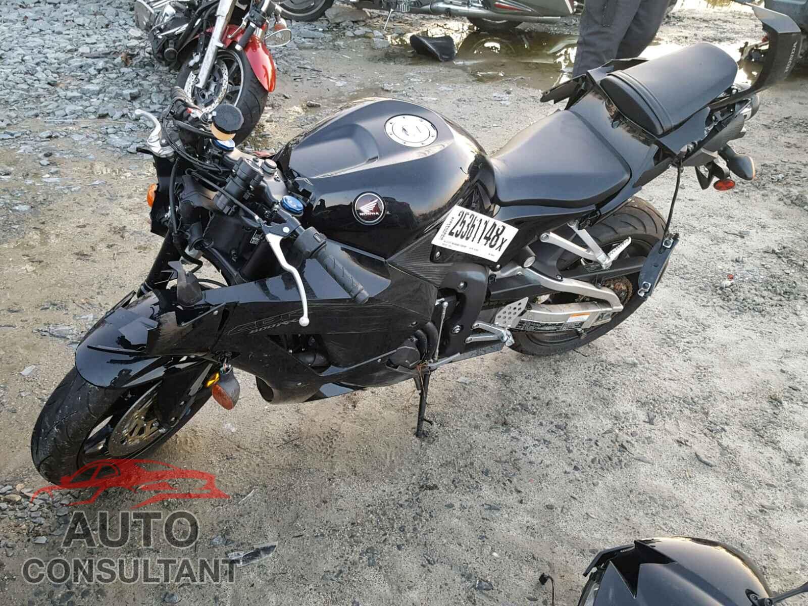 HONDA CBR CYCLE 2015 - JH2PC4001FK800419