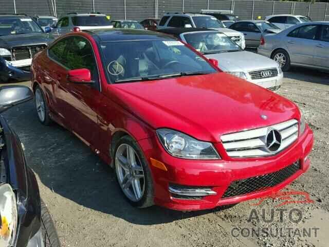MERCEDES-BENZ C350 2015 - WDDGJ8JB9FG368323