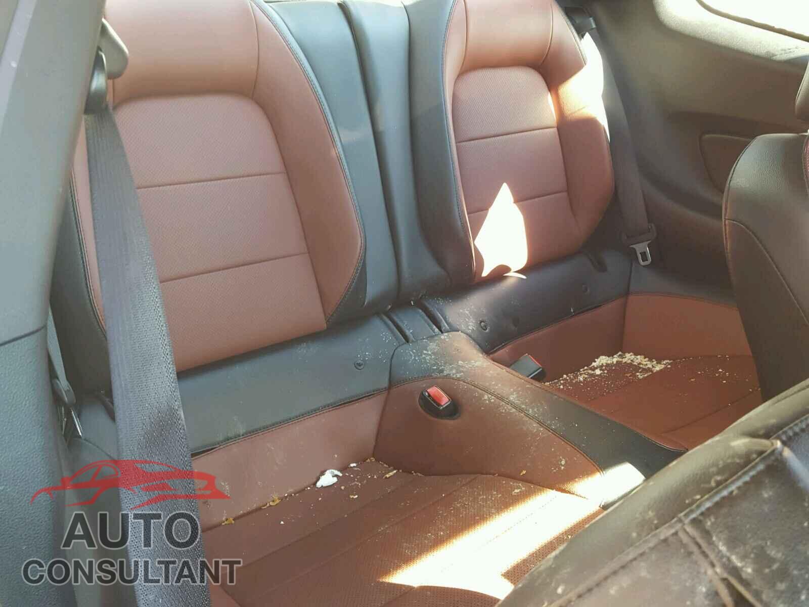 FORD MUSTANG 2017 - 1FA6P8TH2H5317563