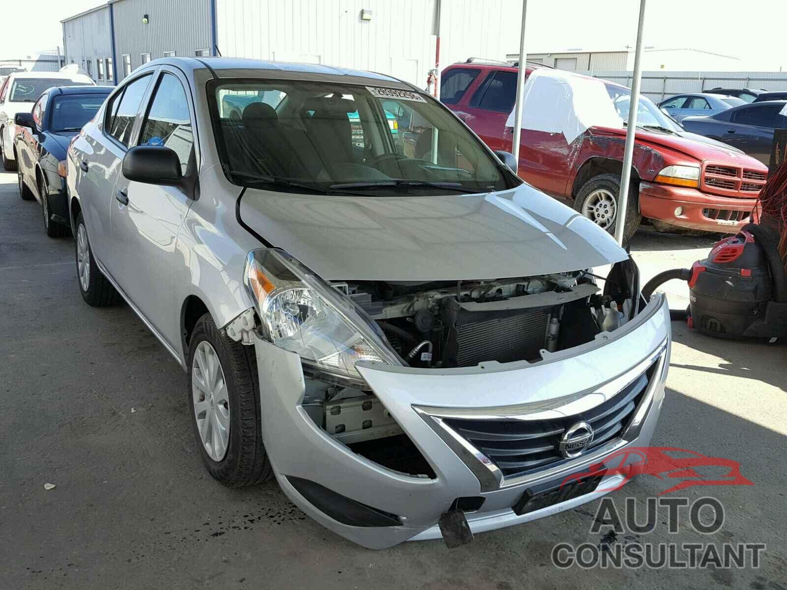NISSAN VERSA 2015 - 3N1CN7AP9FL827044