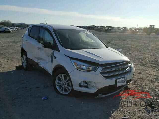 FORD ESCAPE 2017 - 1FMCU0GD2HUC18564