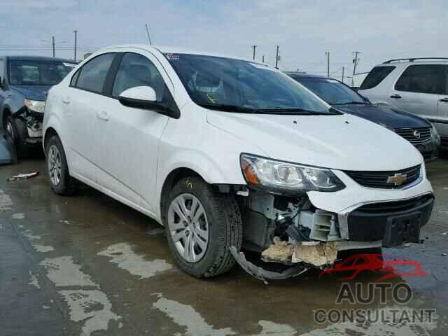 CHEVROLET SONIC 2017 - 1G1JA5SH7H4106671