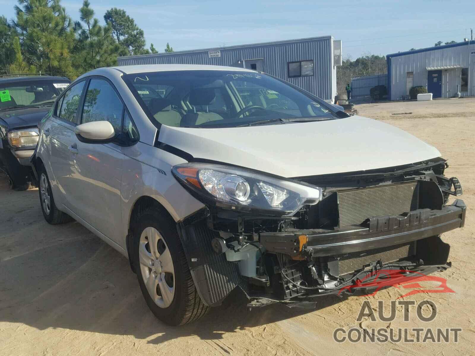 KIA FORTE 2015 - KNAFK4A67F5267479