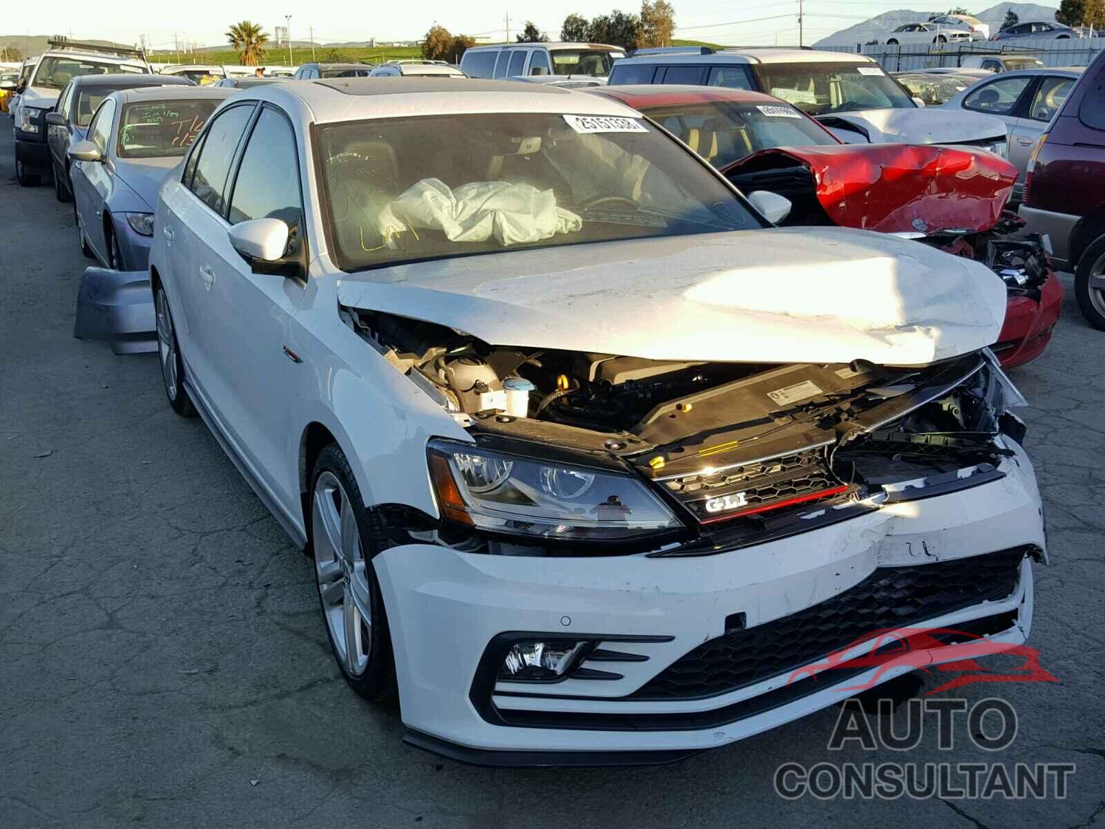 VOLKSWAGEN JETTA 2017 - 3VW5T7AJ3HM318472