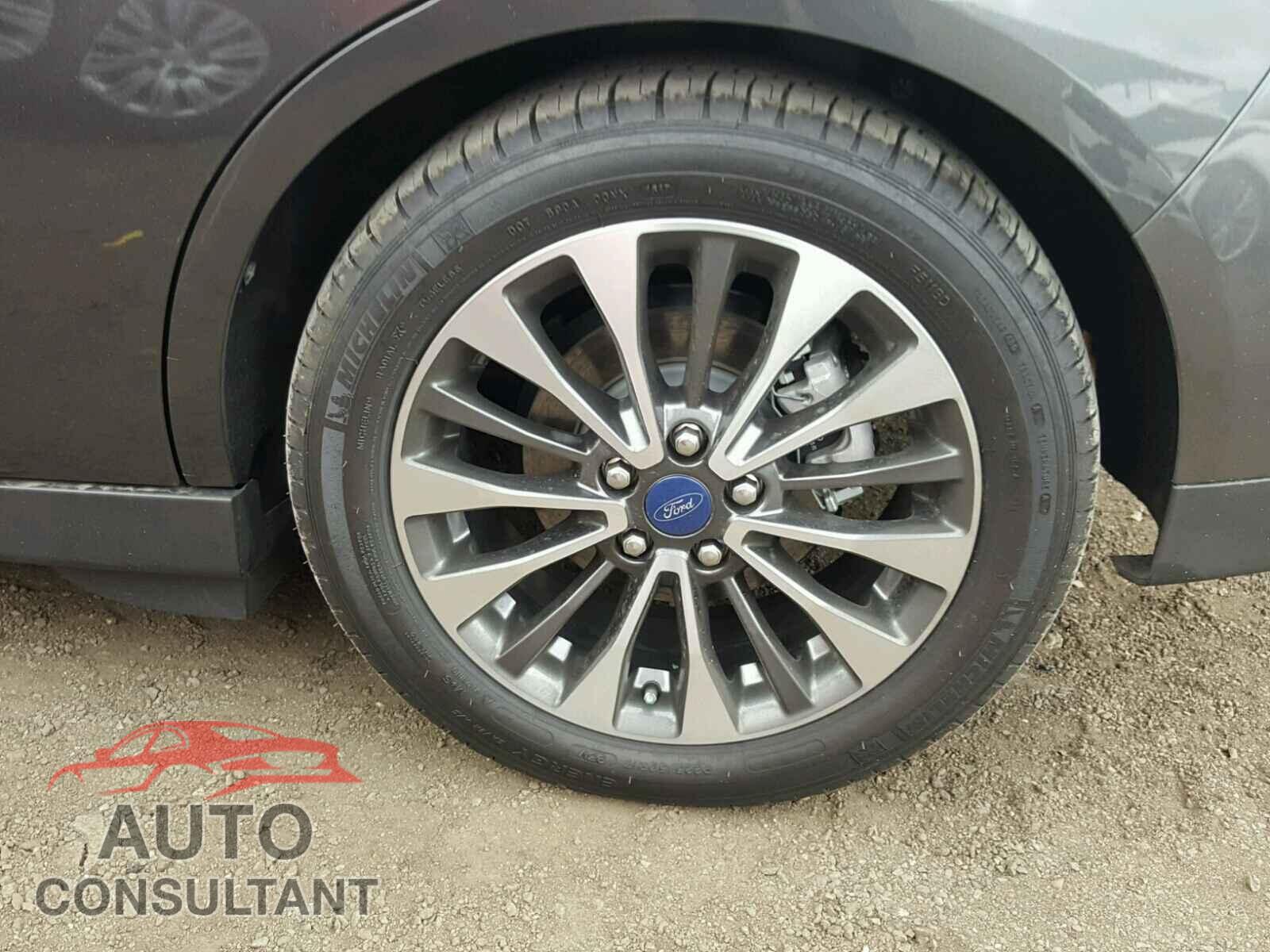 FORD CMAX 2017 - 1FADP5DU3HL109933