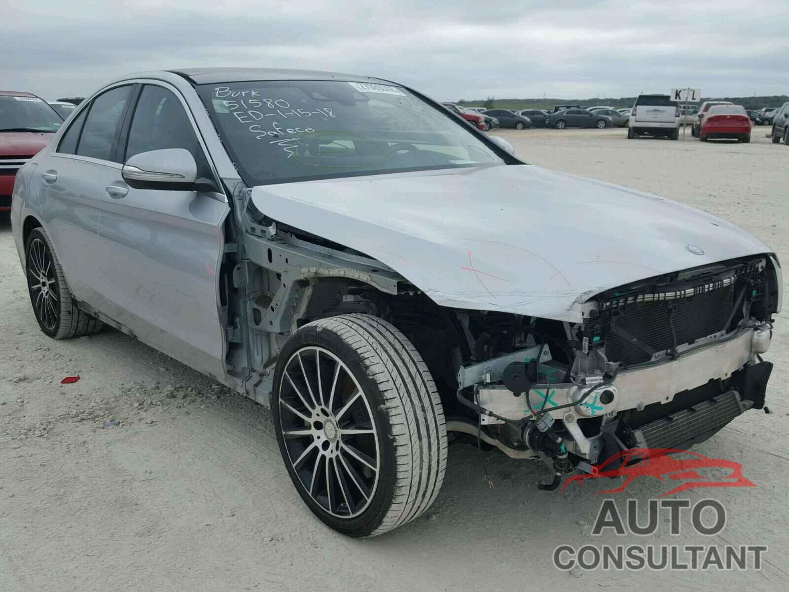MERCEDES-BENZ C300 2015 - 55SWF4KB0FU006971