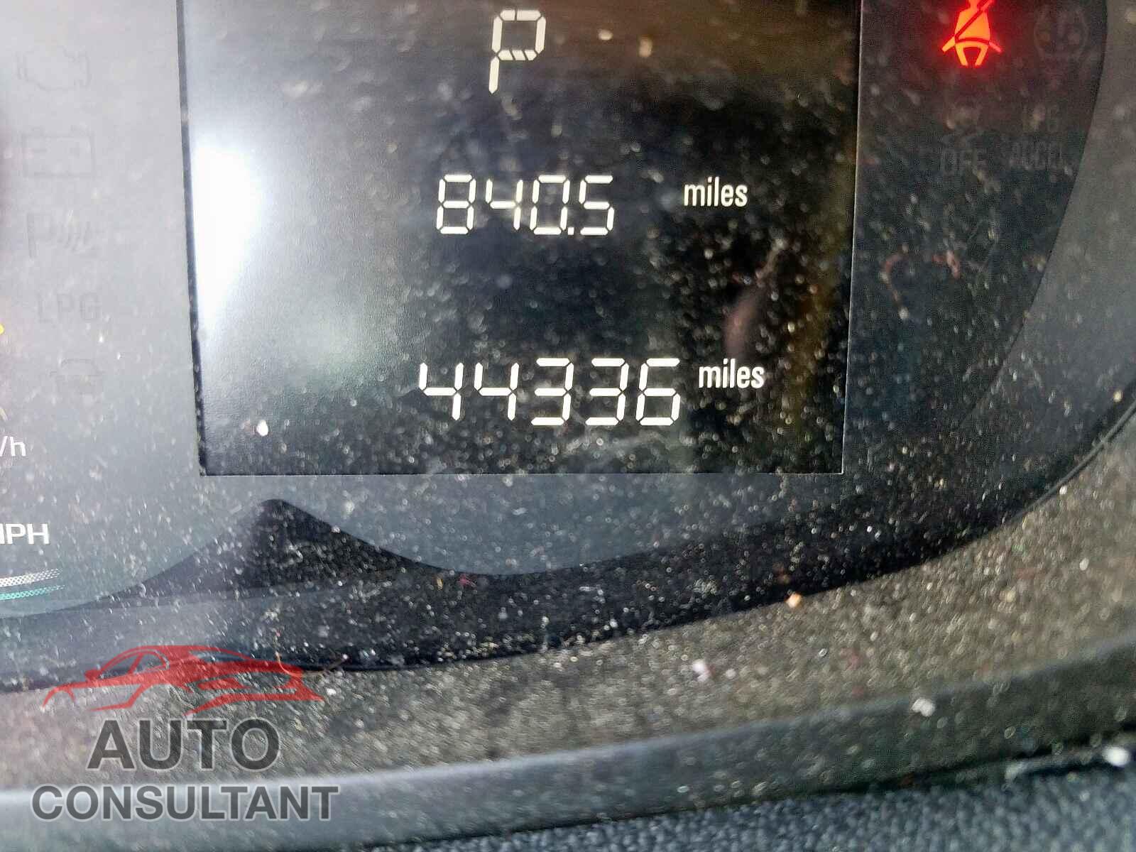CHEVROLET SPARK 2017 - 3GNCJKSB5GL136987