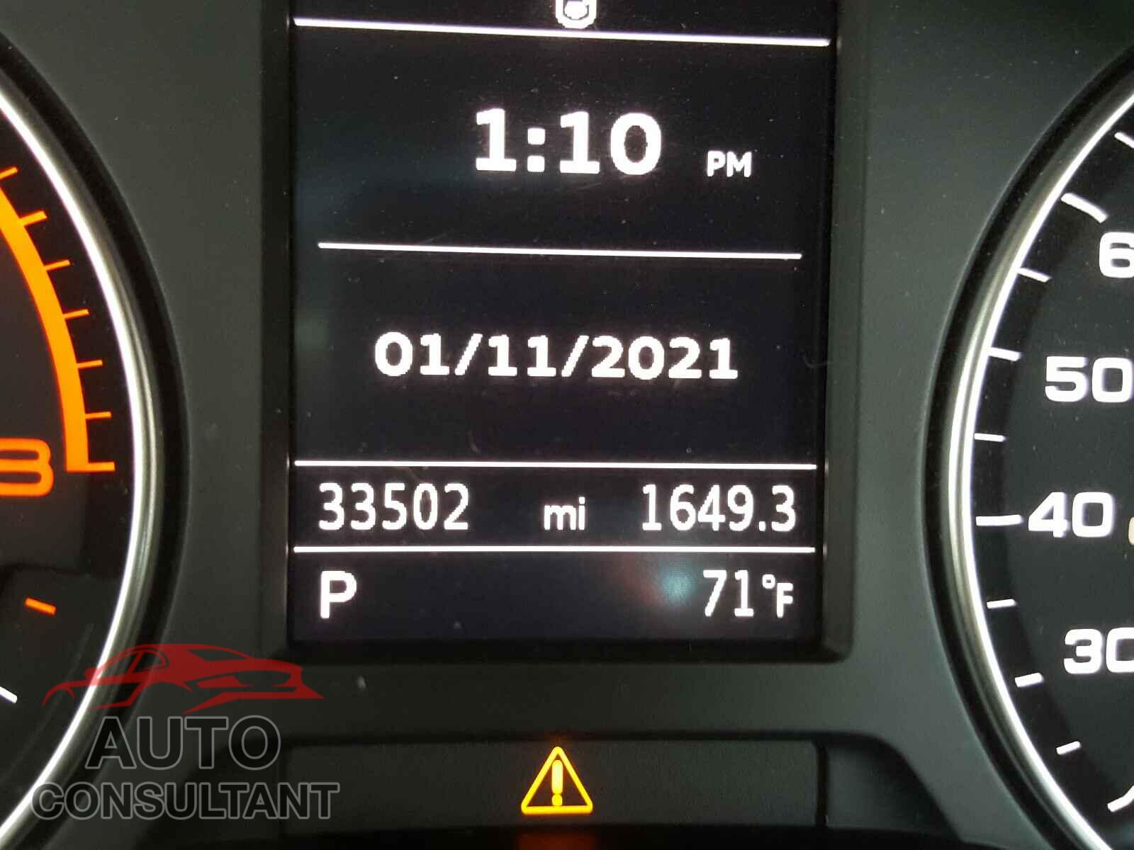 AUDI A3 2016 - WAUA7GFF7G1069385