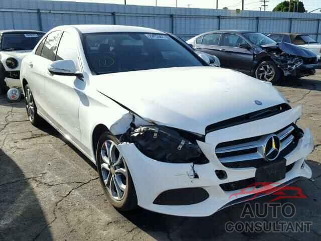 MERCEDES-BENZ C300 2015 - 55SWF4JB1FU057025