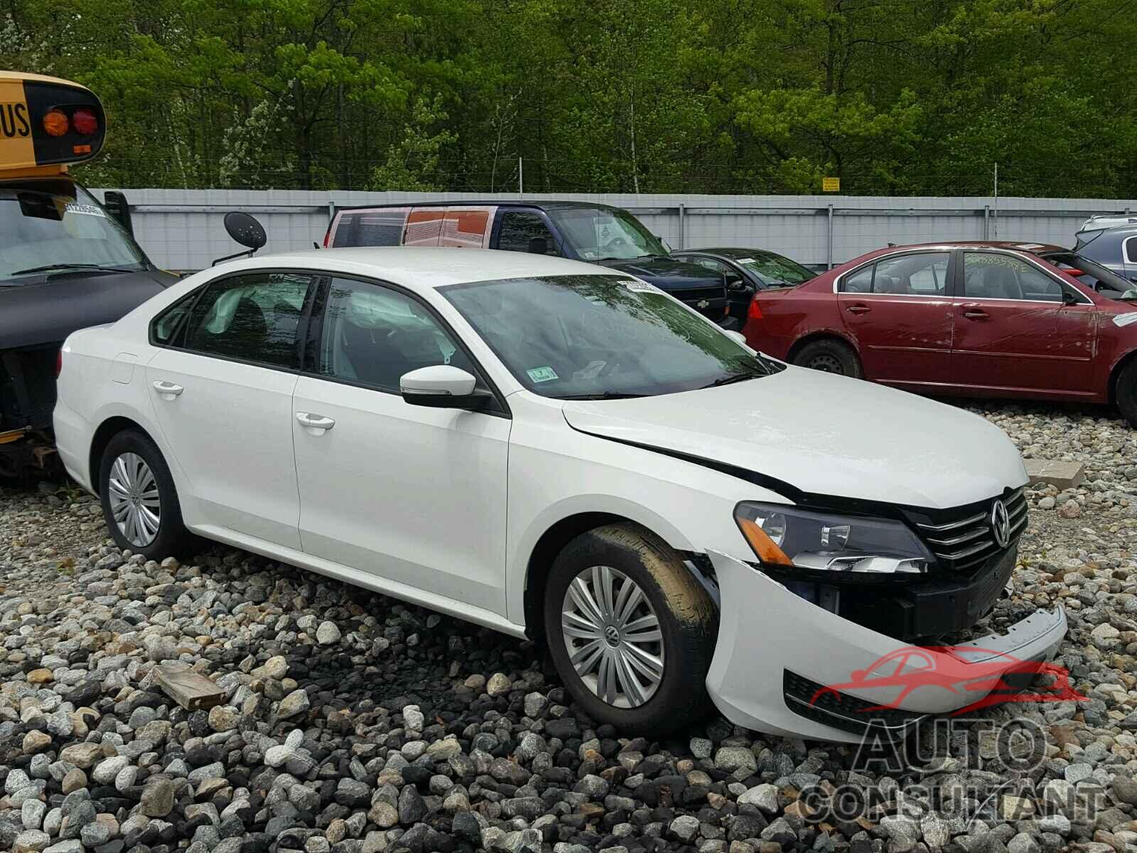 VOLKSWAGEN PASSAT 2015 - 1VWAT7A38FC079189