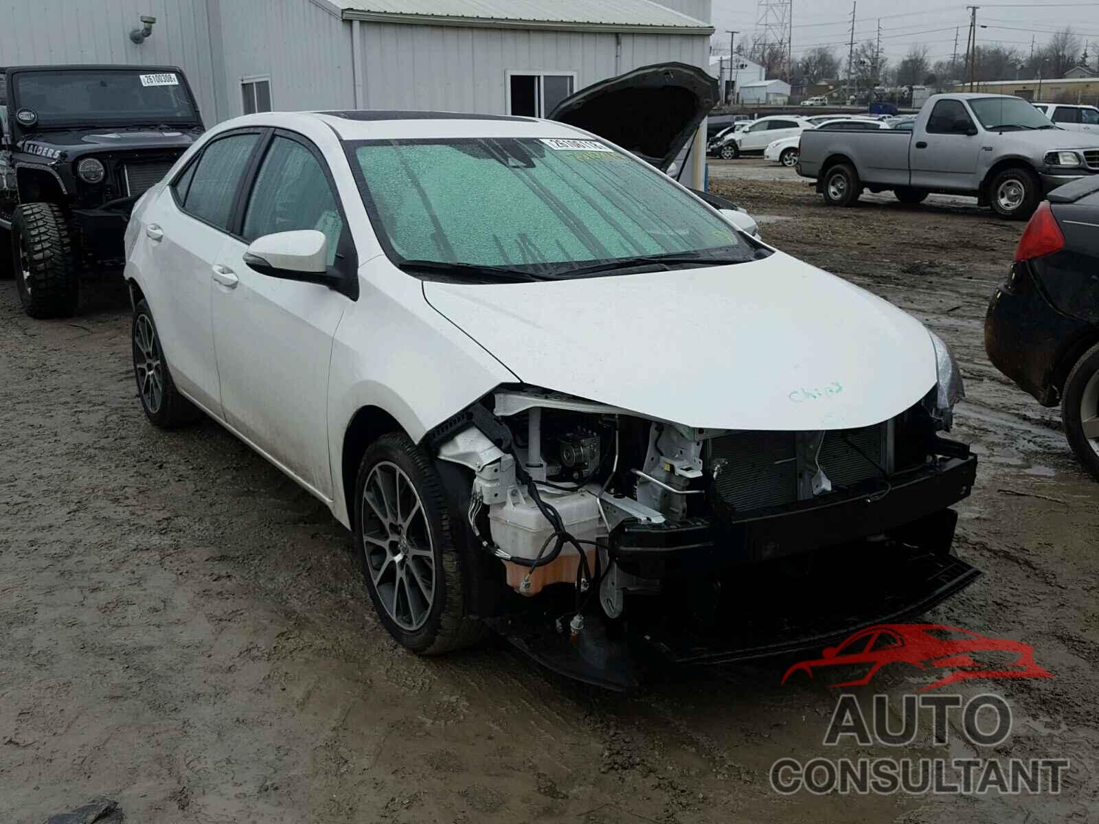 TOYOTA COROLLA 2017 - 5YFBURHE8HP628892