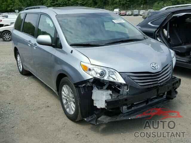 TOYOTA SIENNA 2015 - 5TDYK3DC8FS538471