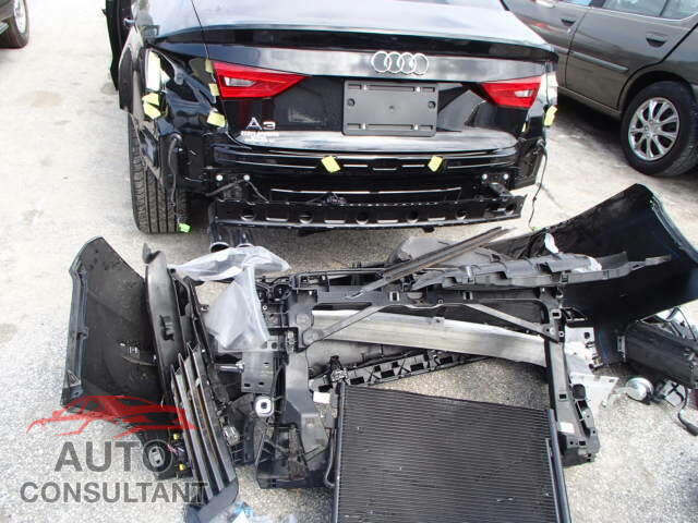 AUDI A3 2015 - WAUCCGFF4F1033060