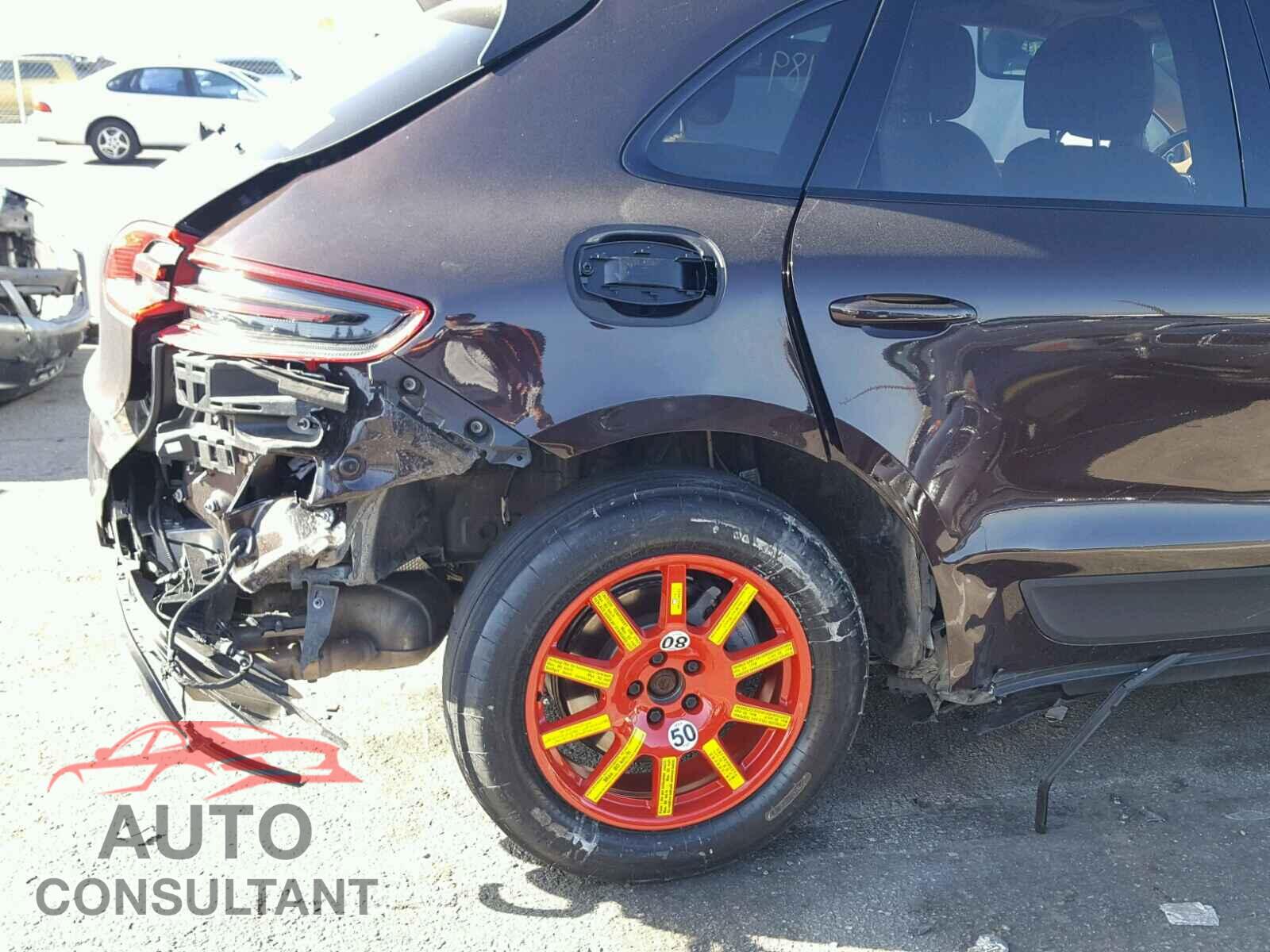 PORSCHE MACAN 2016 - WP1AB2A50GLB42005
