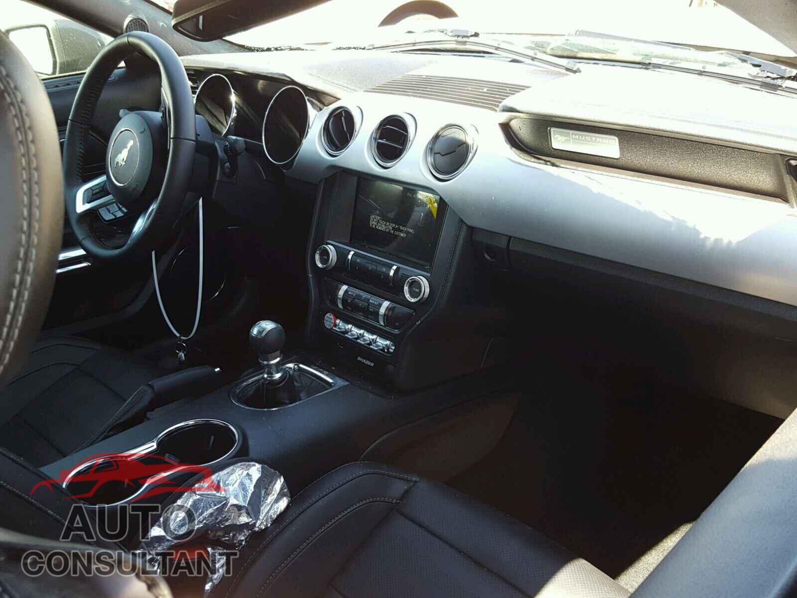 FORD MUSTANG 2017 - 1FATP8UH3H5323633