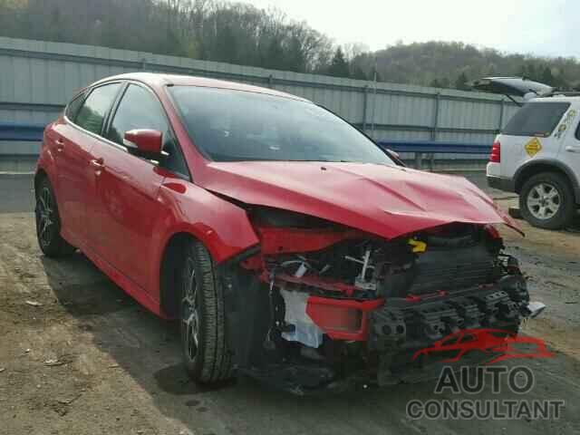 FORD FOCUS 2015 - 1FADP3K23FL355562