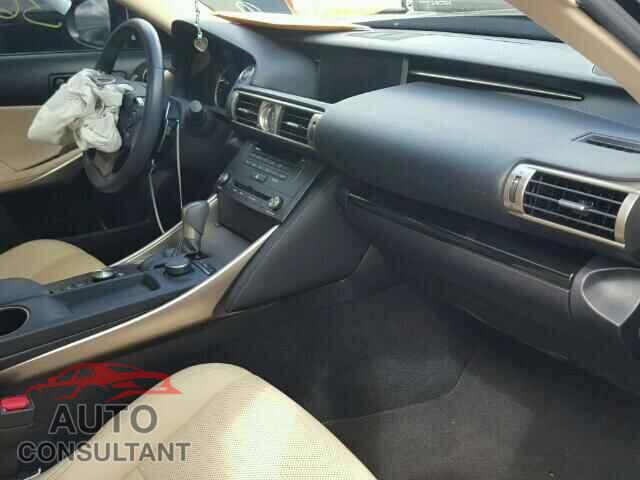 LEXUS IS250 2015 - JTHBF1D24F5065727