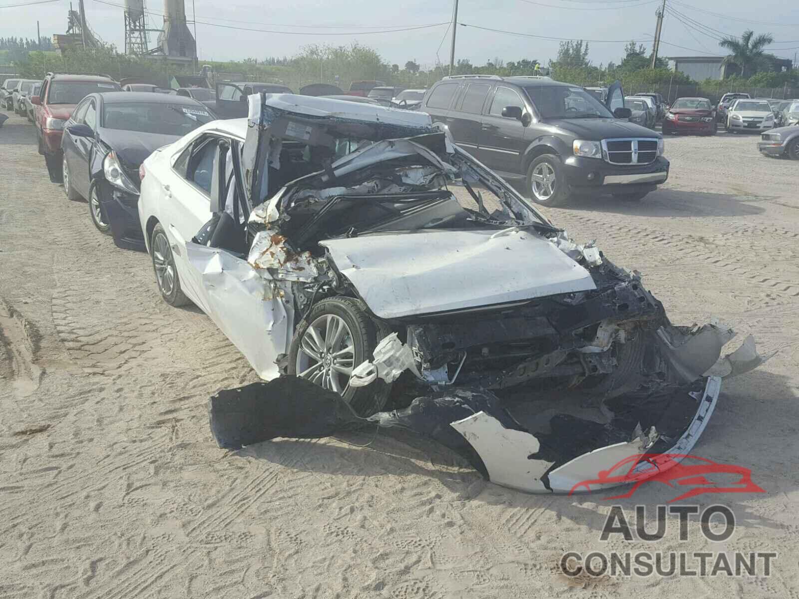 TOYOTA CAMRY 2017 - 4T1BF1FK0HU375764