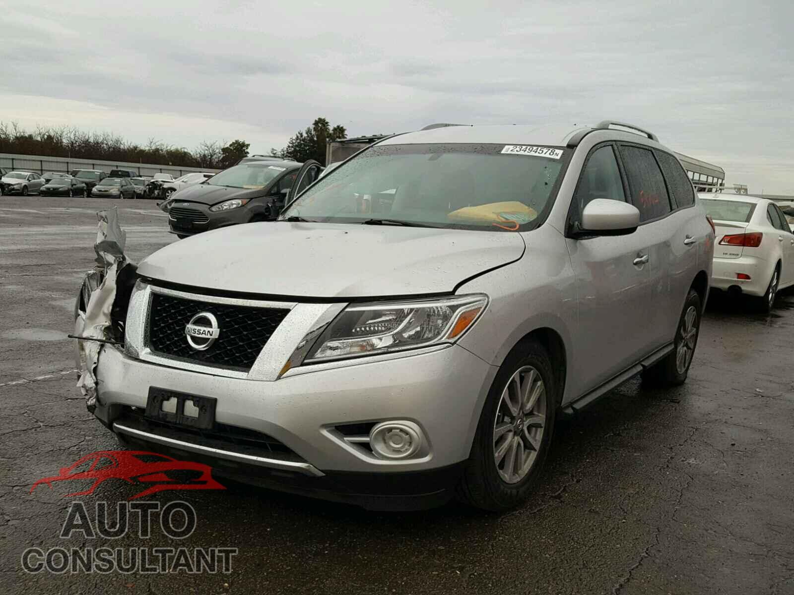 NISSAN PATHFINDER 2015 - 5N1AR2MM2FC670736