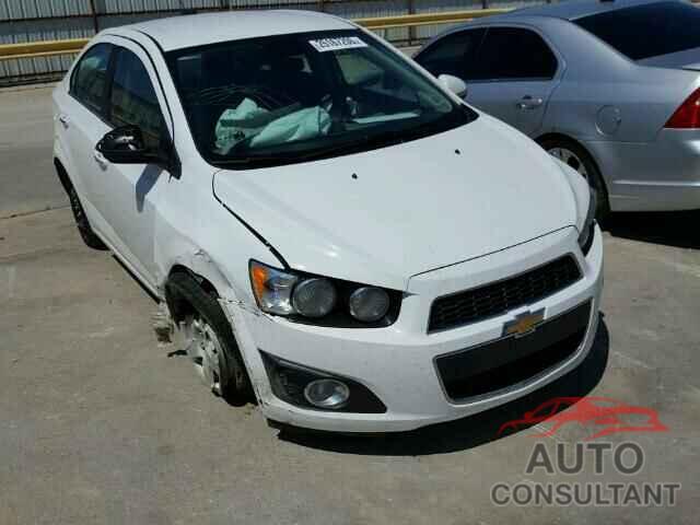 CHEVROLET SONIC 2015 - 1G1JE5SB3F4106602